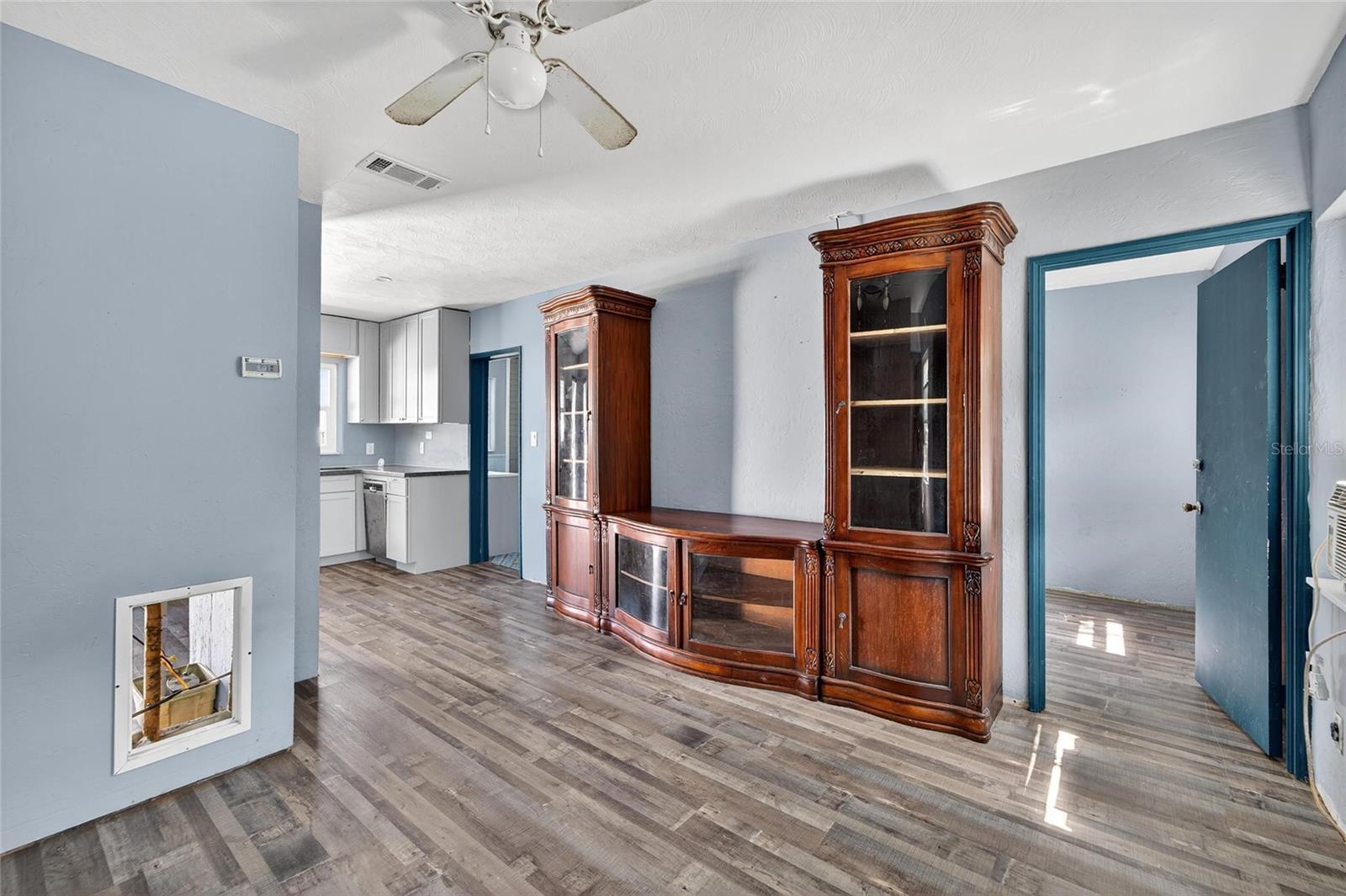 Image 23 of 41 For 5021 9th Avenue S
