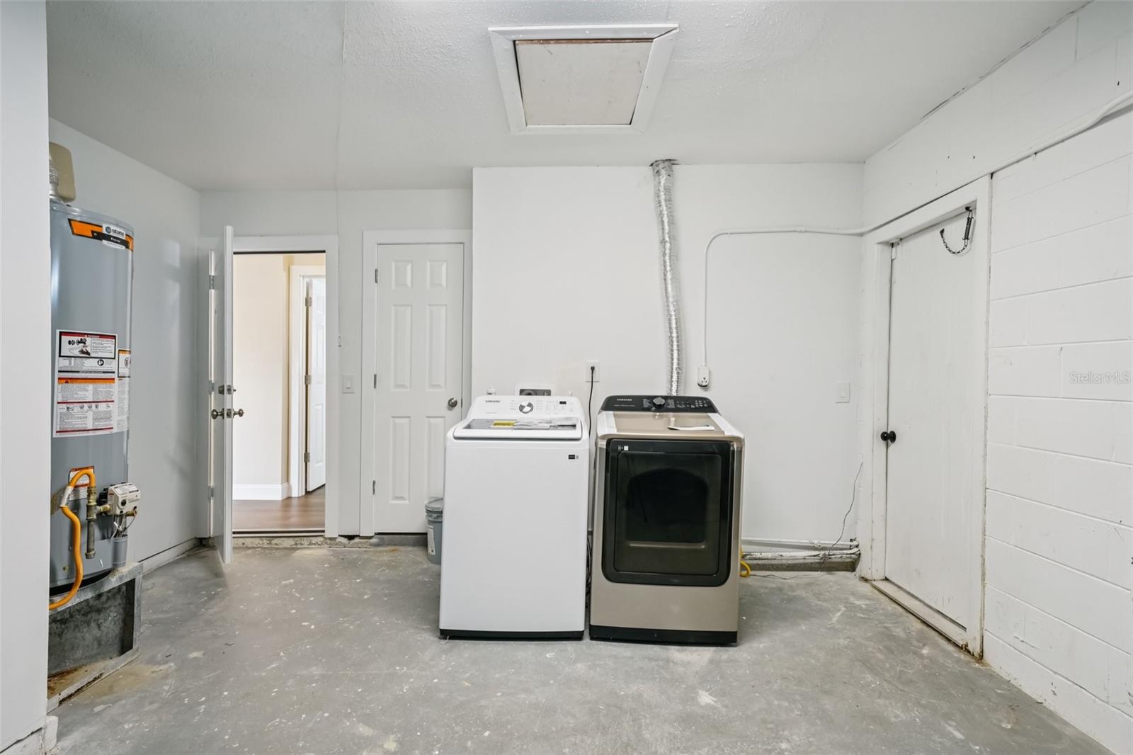 Image 31 of 38 For 6040 Denver Street Ne