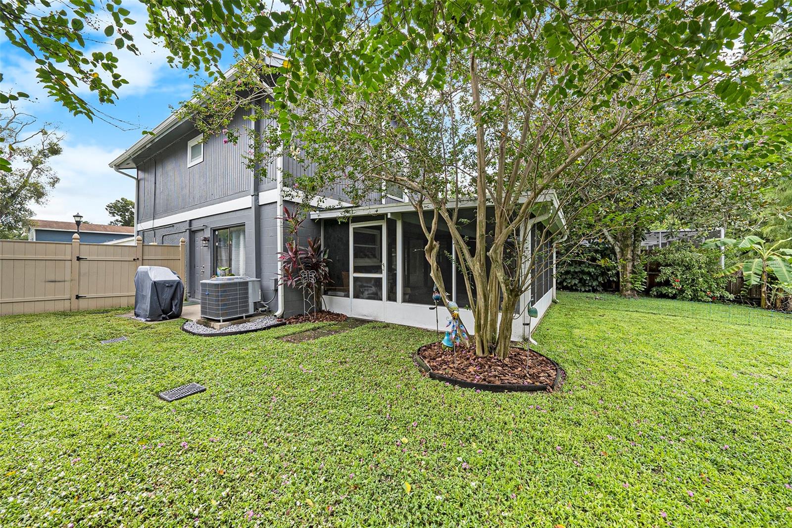 Image 26 of 35 For 4805 Grove Point Drive