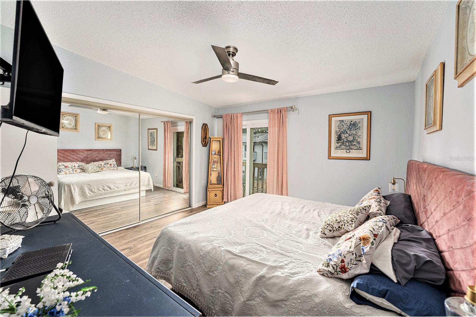 Image 16 of 28 For 6262 93rd Terrace N 3905