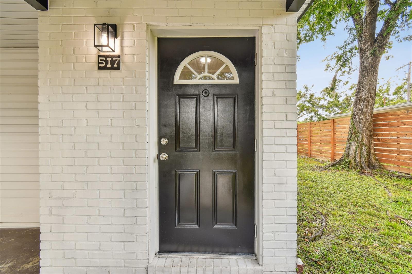 Image 4 of 30 For 517 Broxburn Avenue