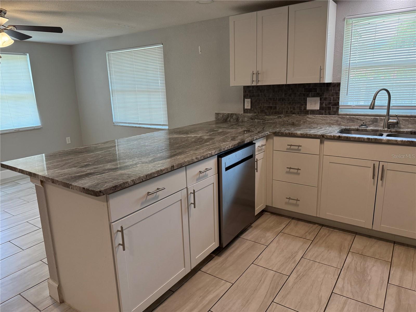 Image 14 of 70 For 5516 9th Street