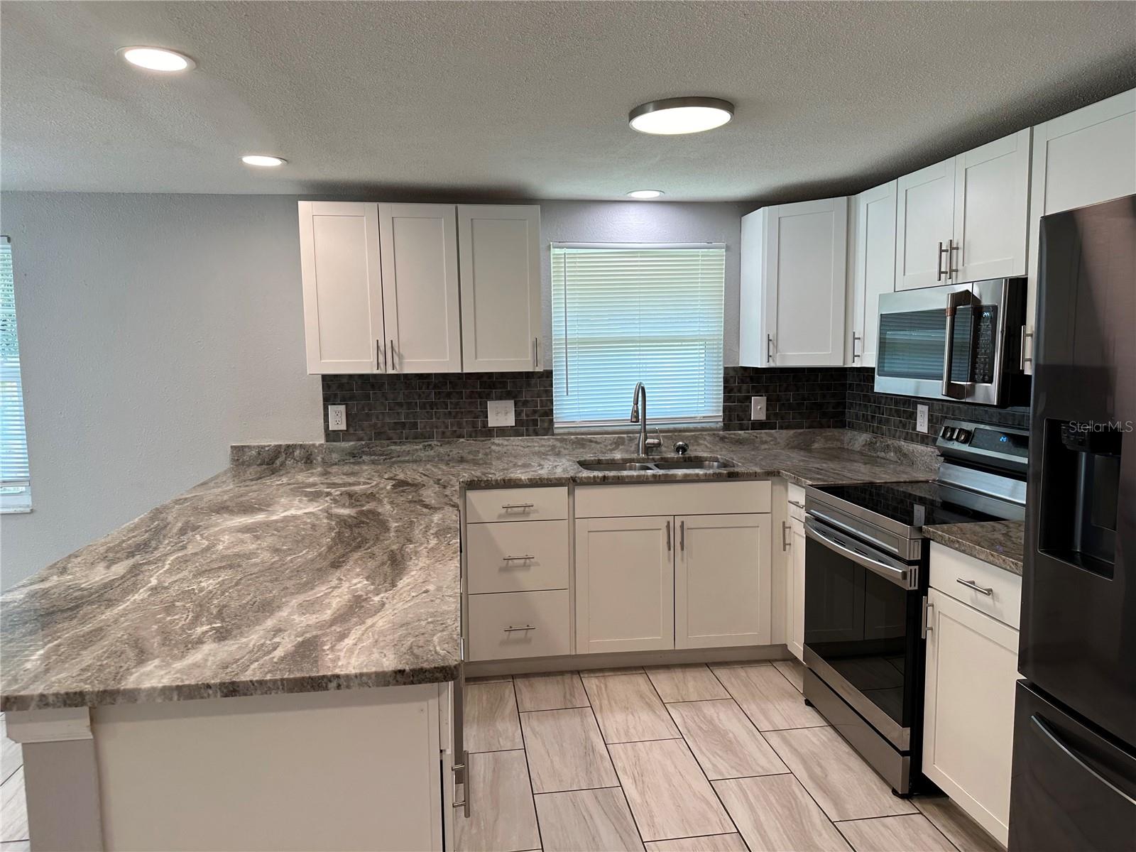 Image 16 of 70 For 5516 9th Street