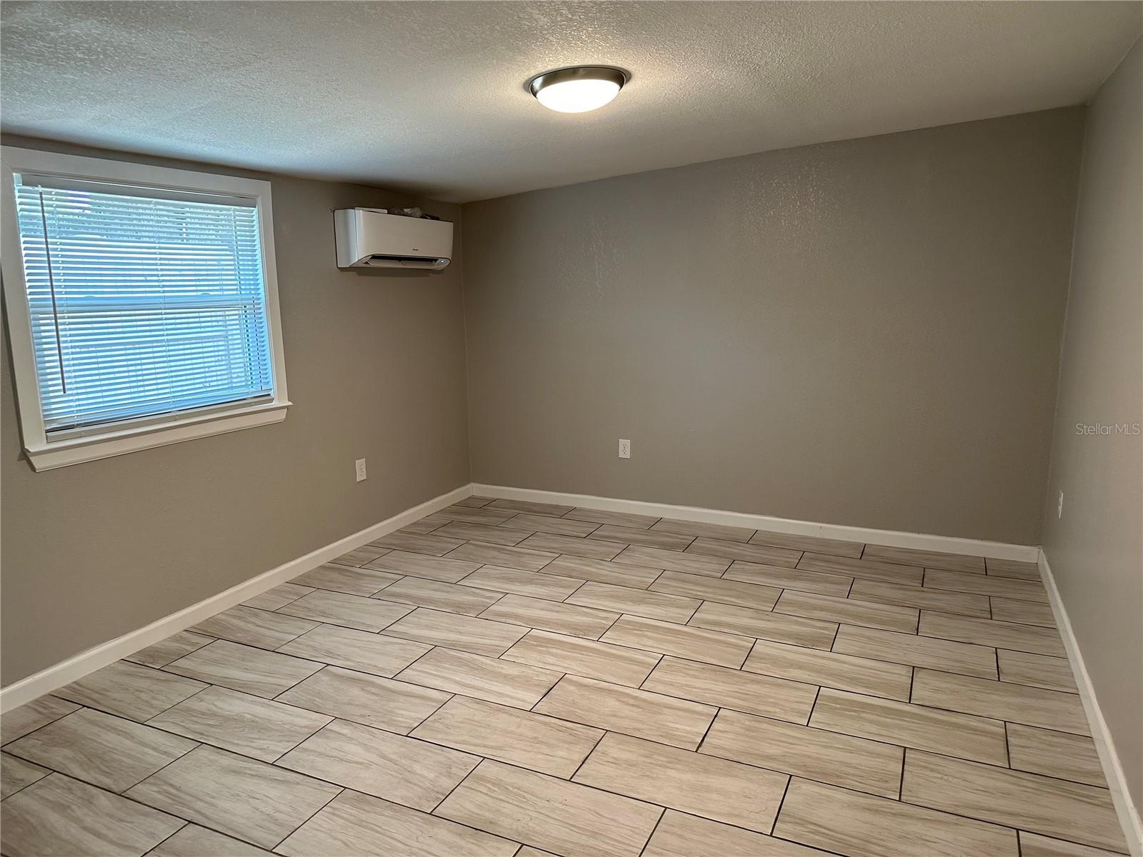 Image 19 of 70 For 5516 9th Street