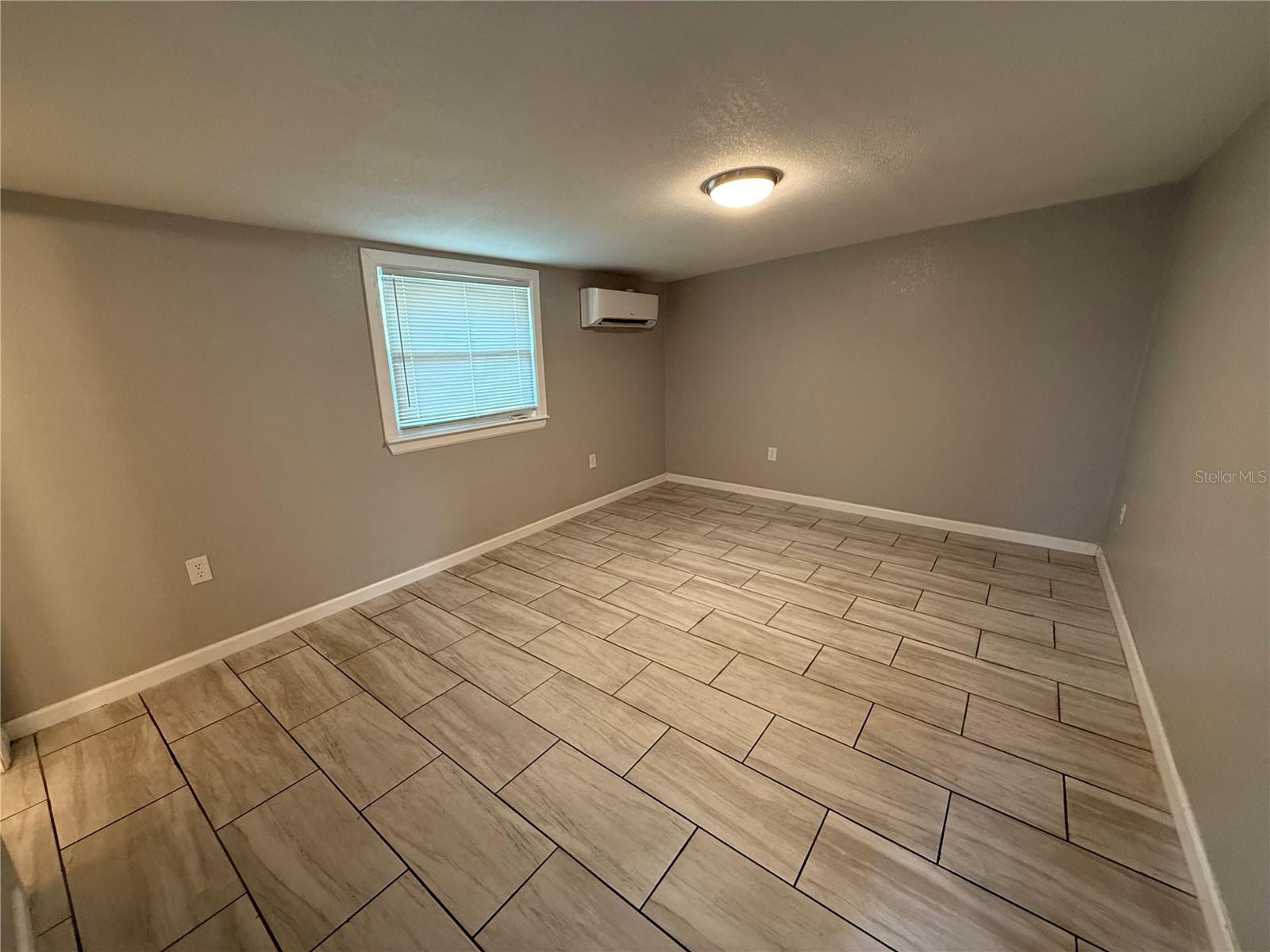 Image 21 of 70 For 5516 9th Street
