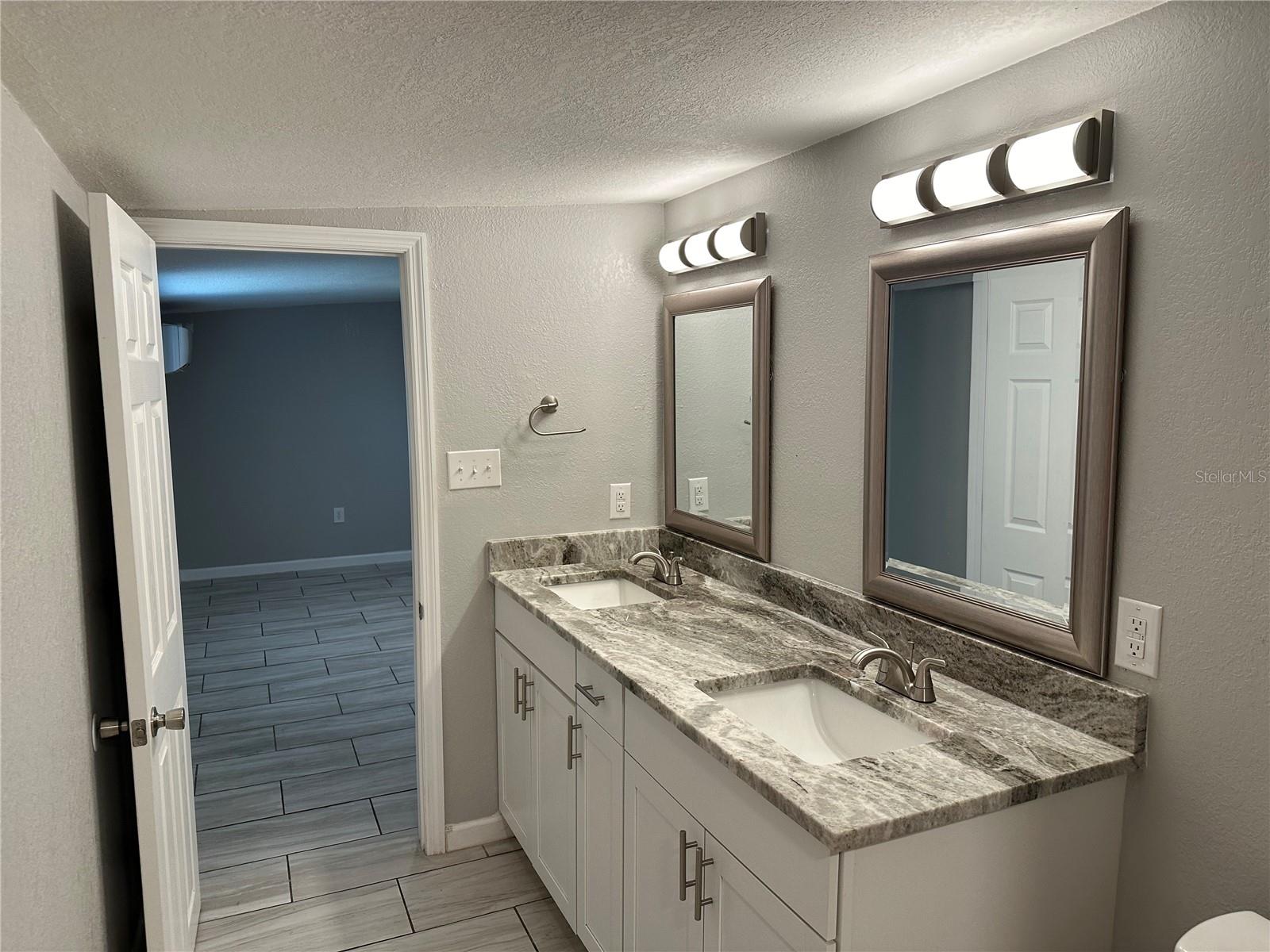 Image 37 of 70 For 5516 9th Street