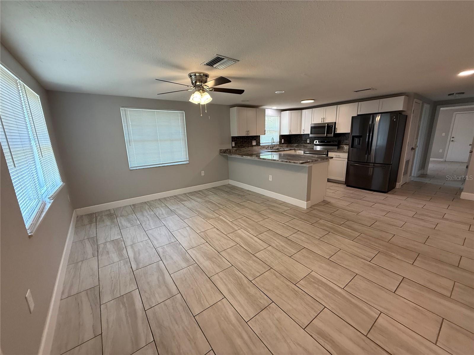 Image 4 of 70 For 5516 9th Street