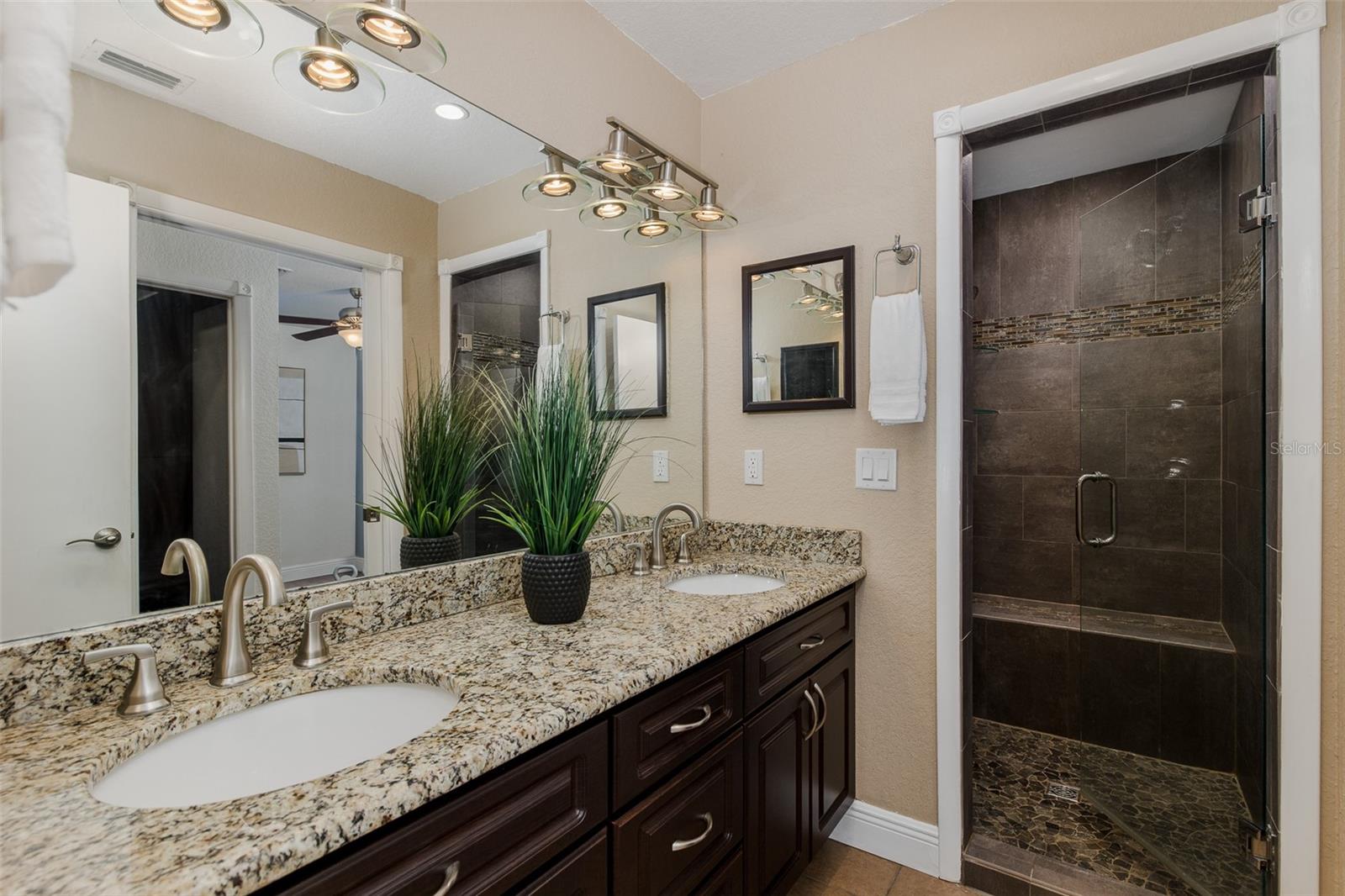 Image 24 of 38 For 1466 Rosetree Court
