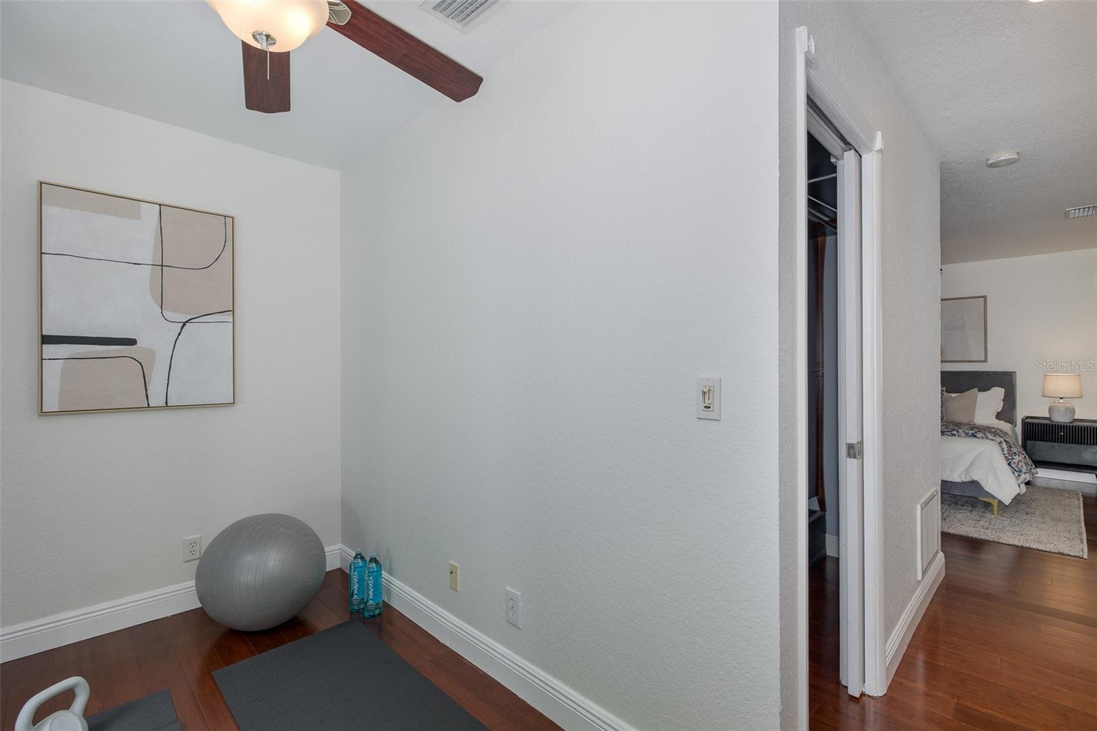 Image 32 of 38 For 1466 Rosetree Court