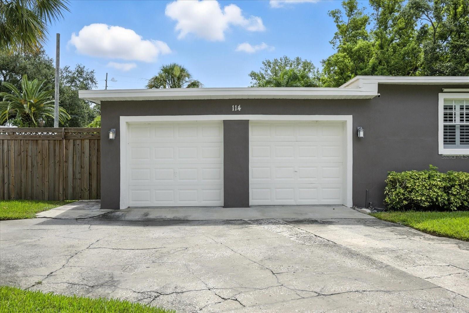 Listing photo id 33 for 114 Hale Avenue