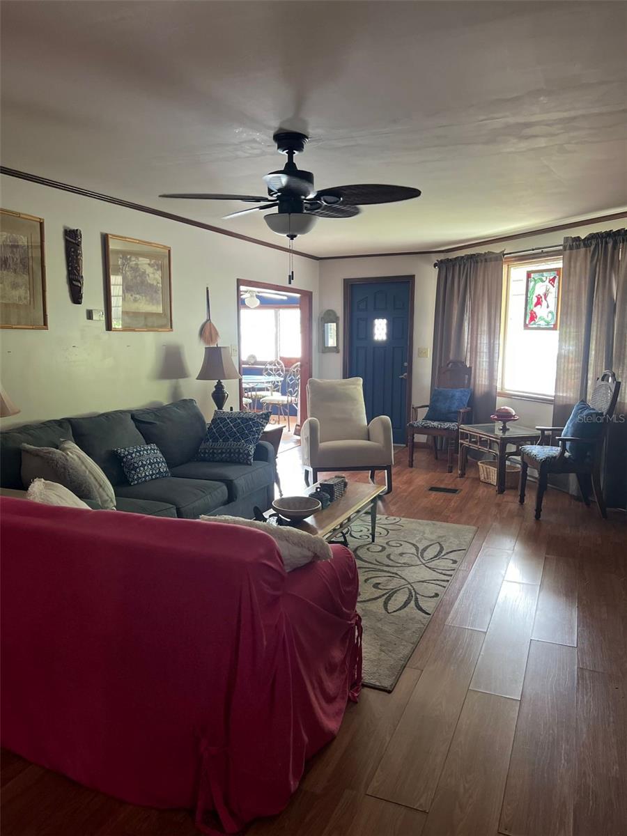 Image 4 of 38 For 4851 Gandy Boulevard B1l34