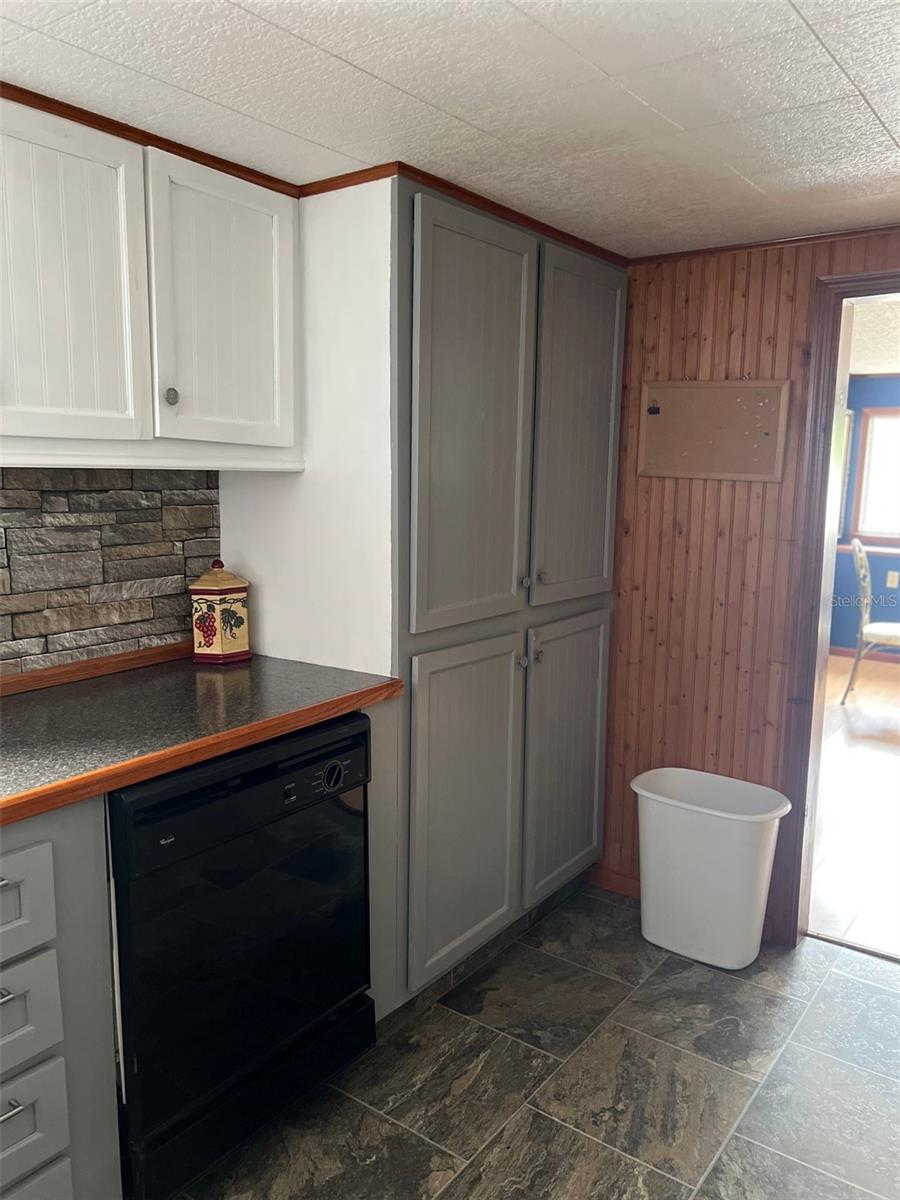 Image 8 of 38 For 4851 Gandy Boulevard B1l34