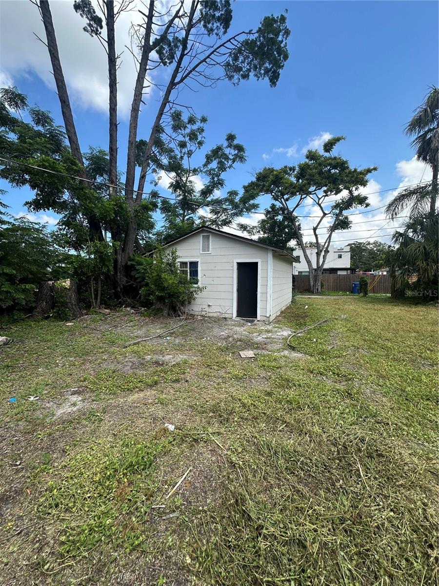 Image 12 of 15 For 5035 4th Avenue S