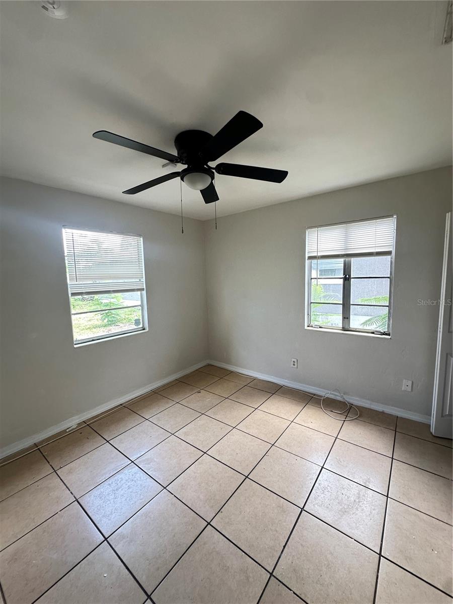 Image 3 of 15 For 5035 4th Avenue S