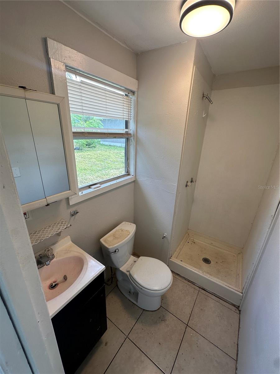 Image 8 of 15 For 5035 4th Avenue S