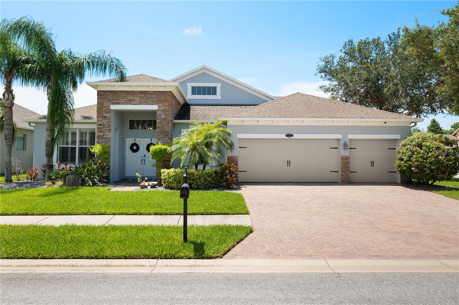 Details for 13180 Kensington Isle Way, SEMINOLE, FL 33776