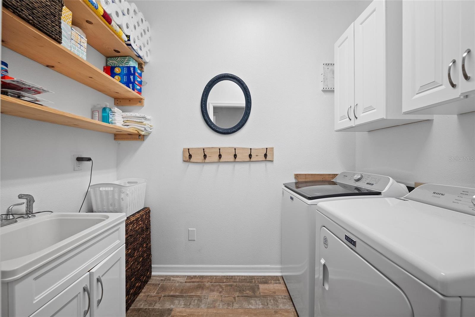 Listing photo id 26 for 13180 Kensington Isle Way