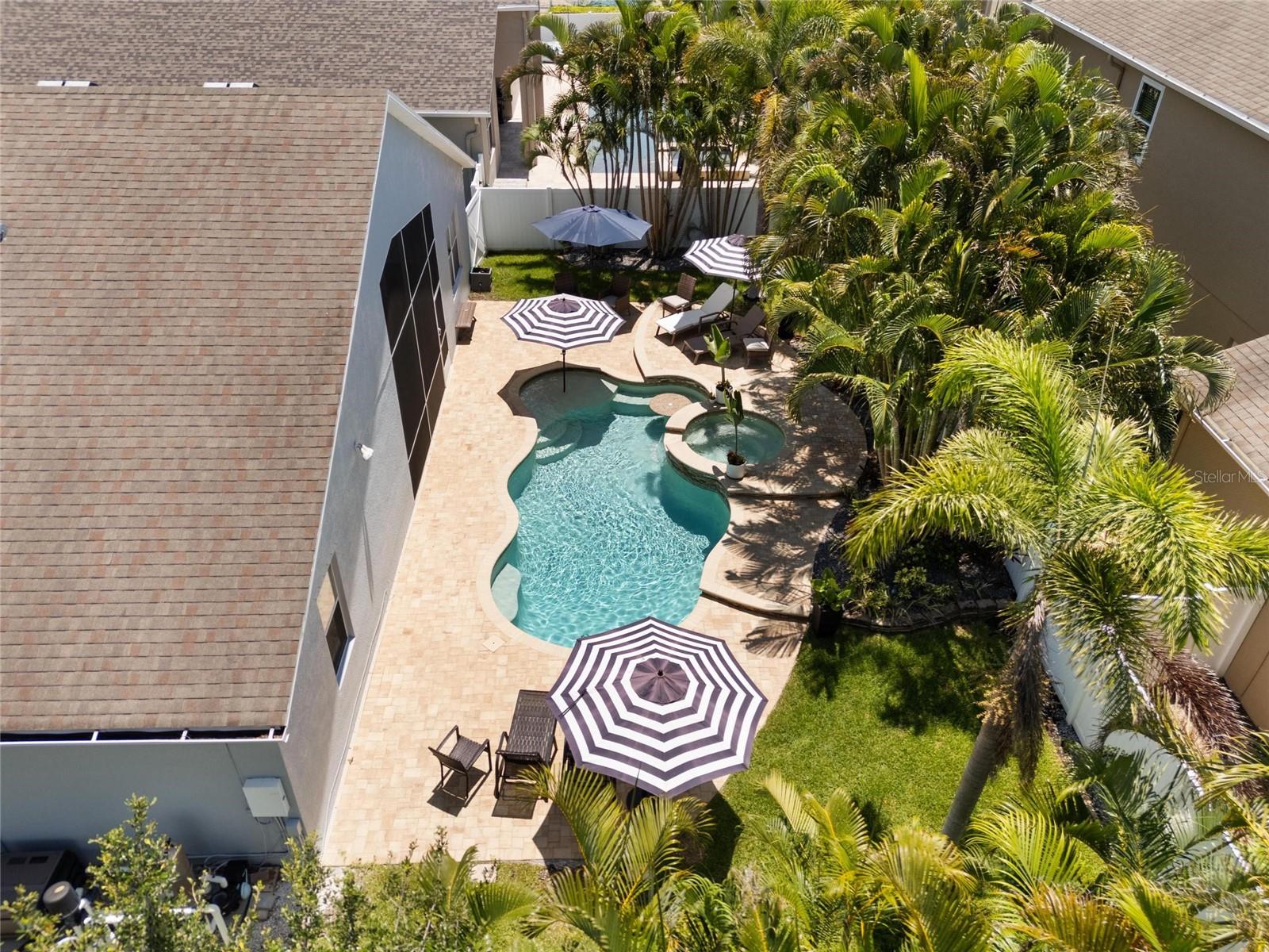 Listing photo id 36 for 13180 Kensington Isle Way