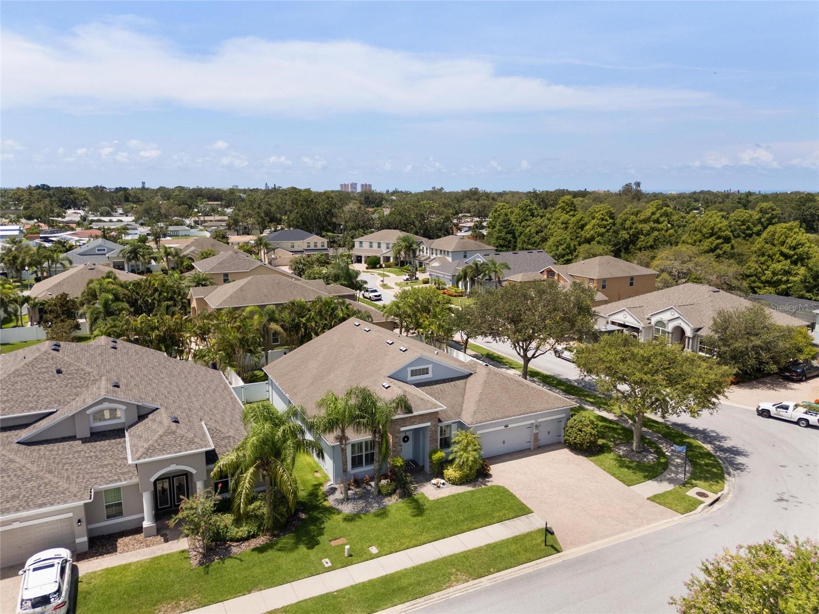 Listing photo id 40 for 13180 Kensington Isle Way