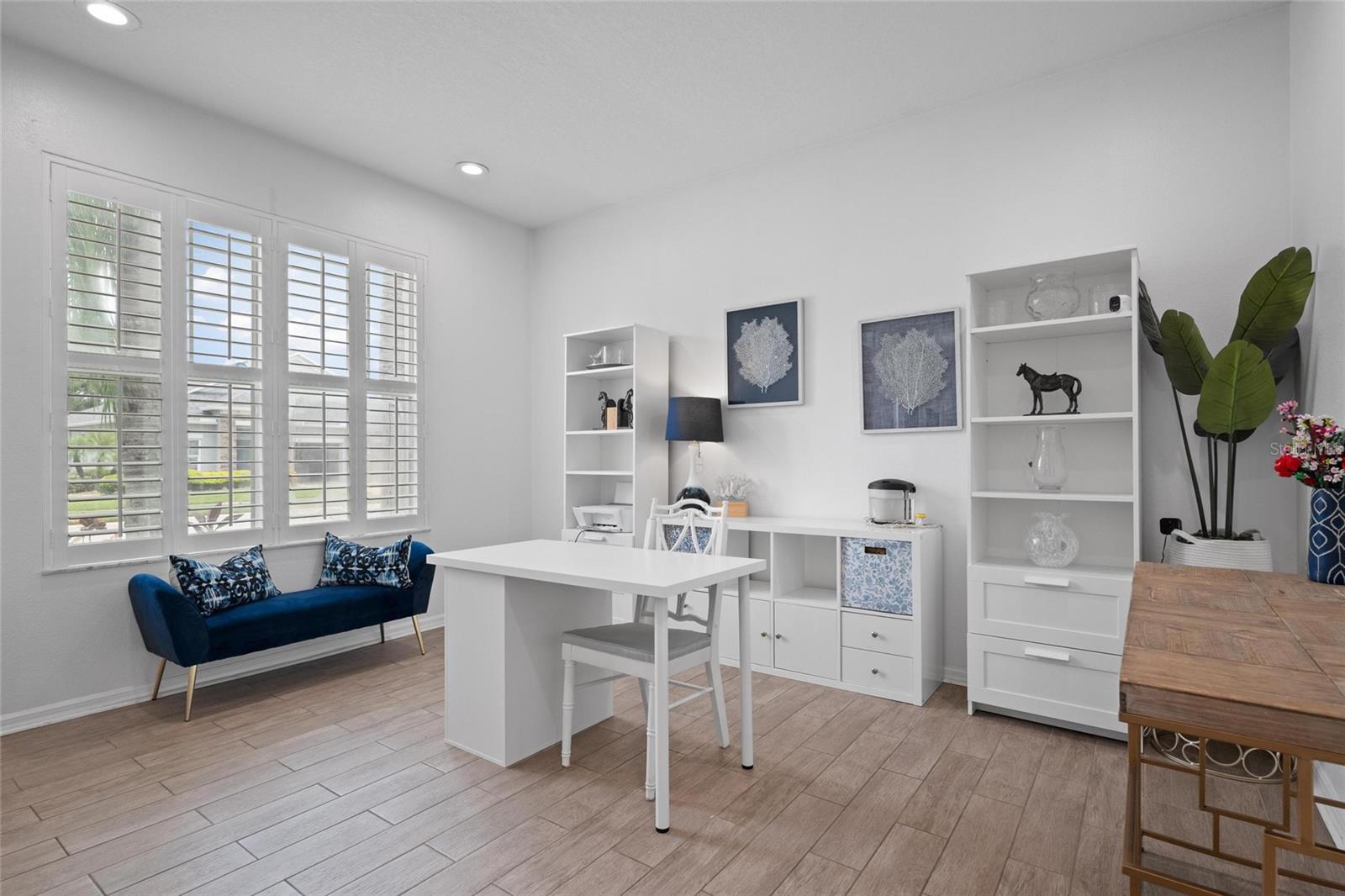 Listing photo id 6 for 13180 Kensington Isle Way