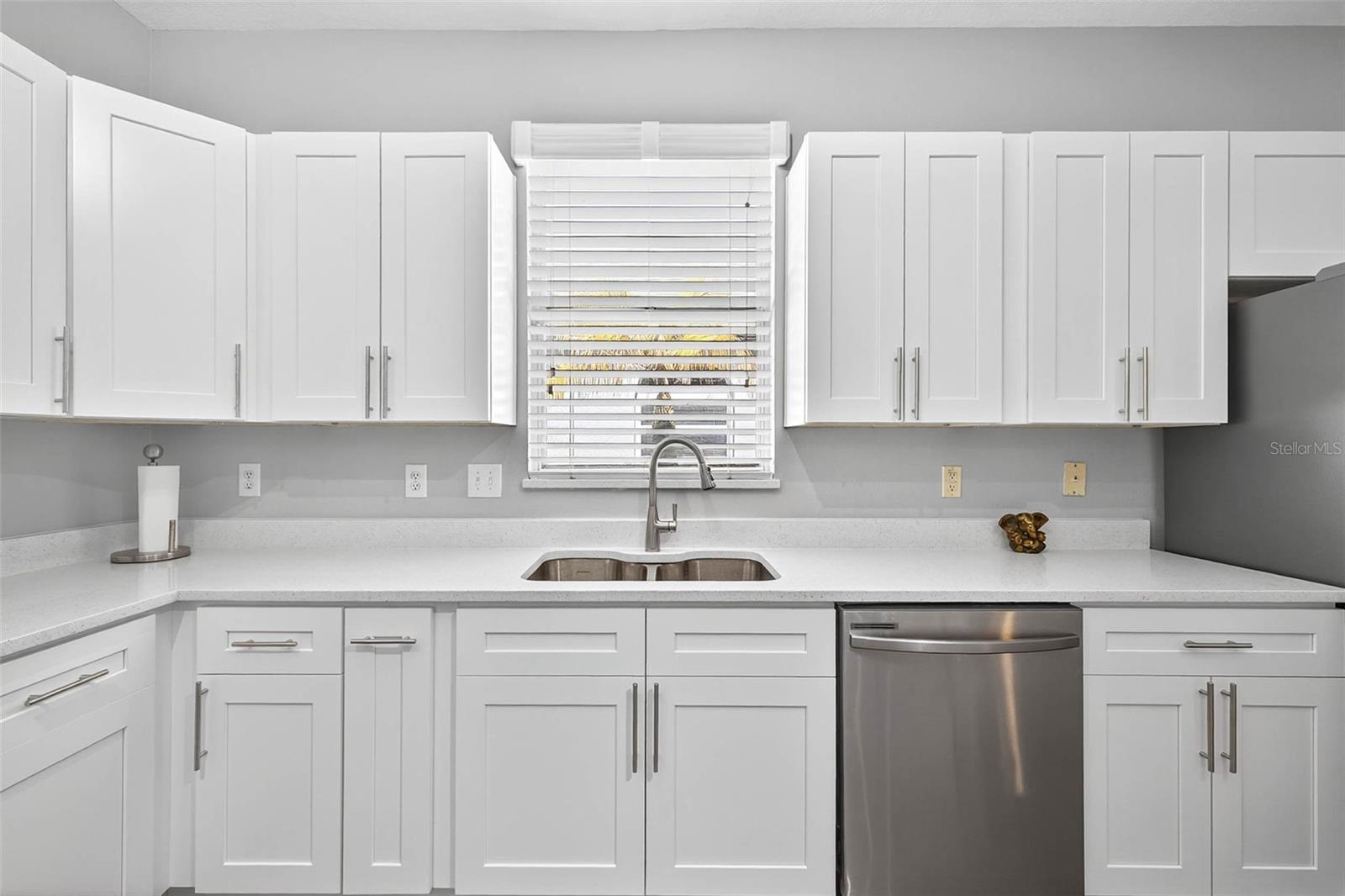 Image 10 of 41 For 8853 Cypress Hammock Drive