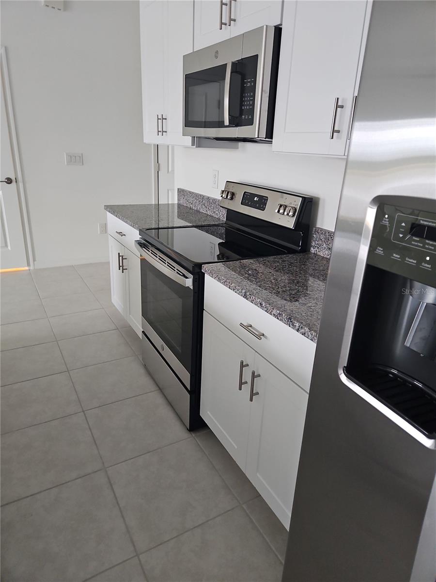 Image 10 of 24 For 8841 Gallantree Place