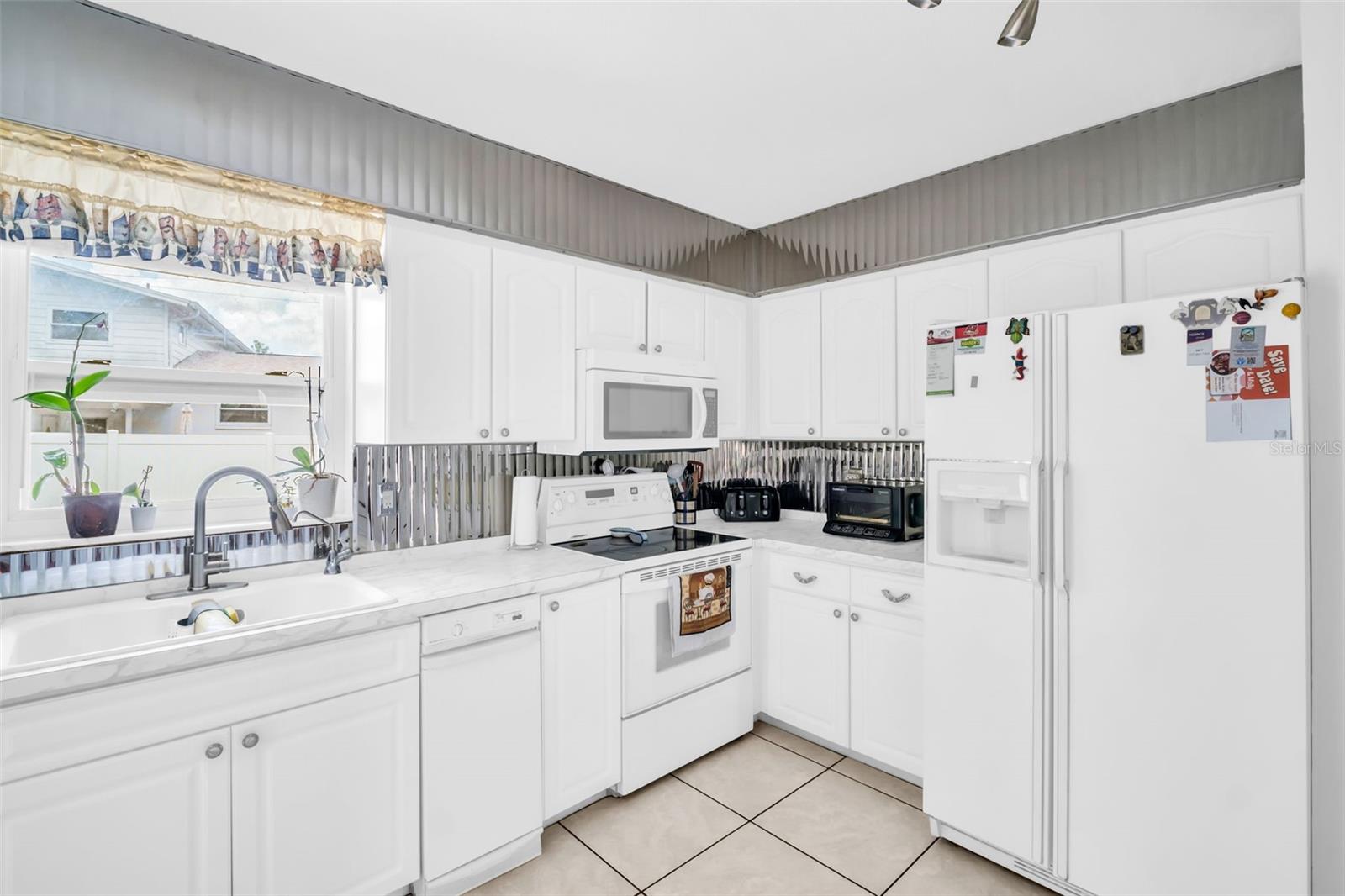Image 19 of 52 For 7398 Windsor Lane