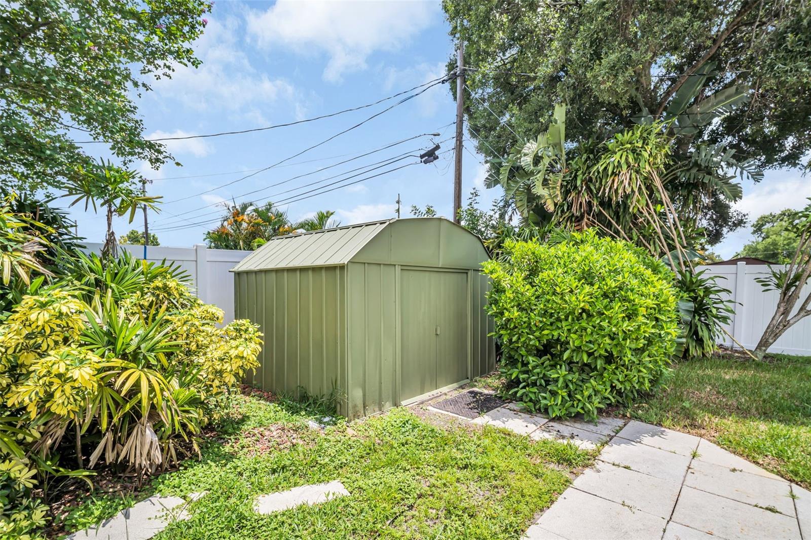 Image 45 of 52 For 7398 Windsor Lane