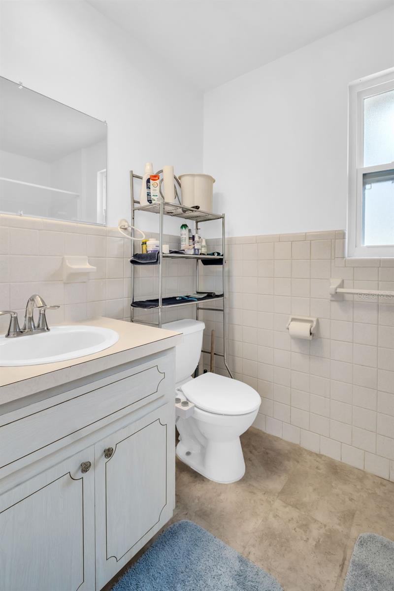 Image 8 of 52 For 7398 Windsor Lane