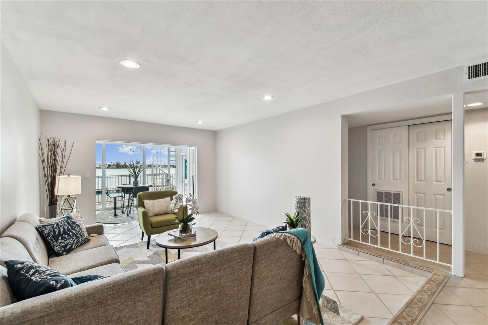 Image 15 of 93 For 800 Madonna Boulevard 2