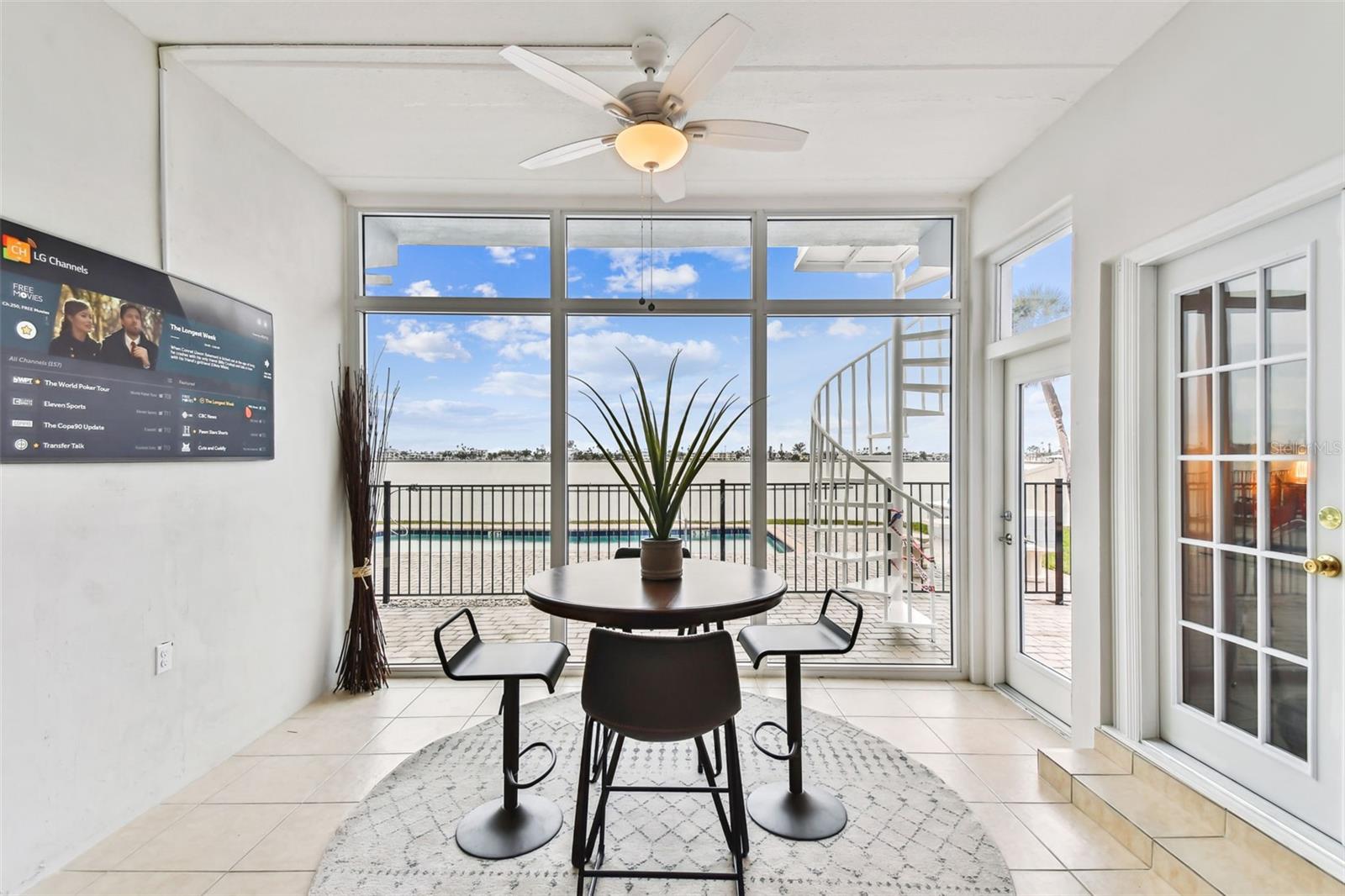 Image 31 of 93 For 800 Madonna Boulevard 2