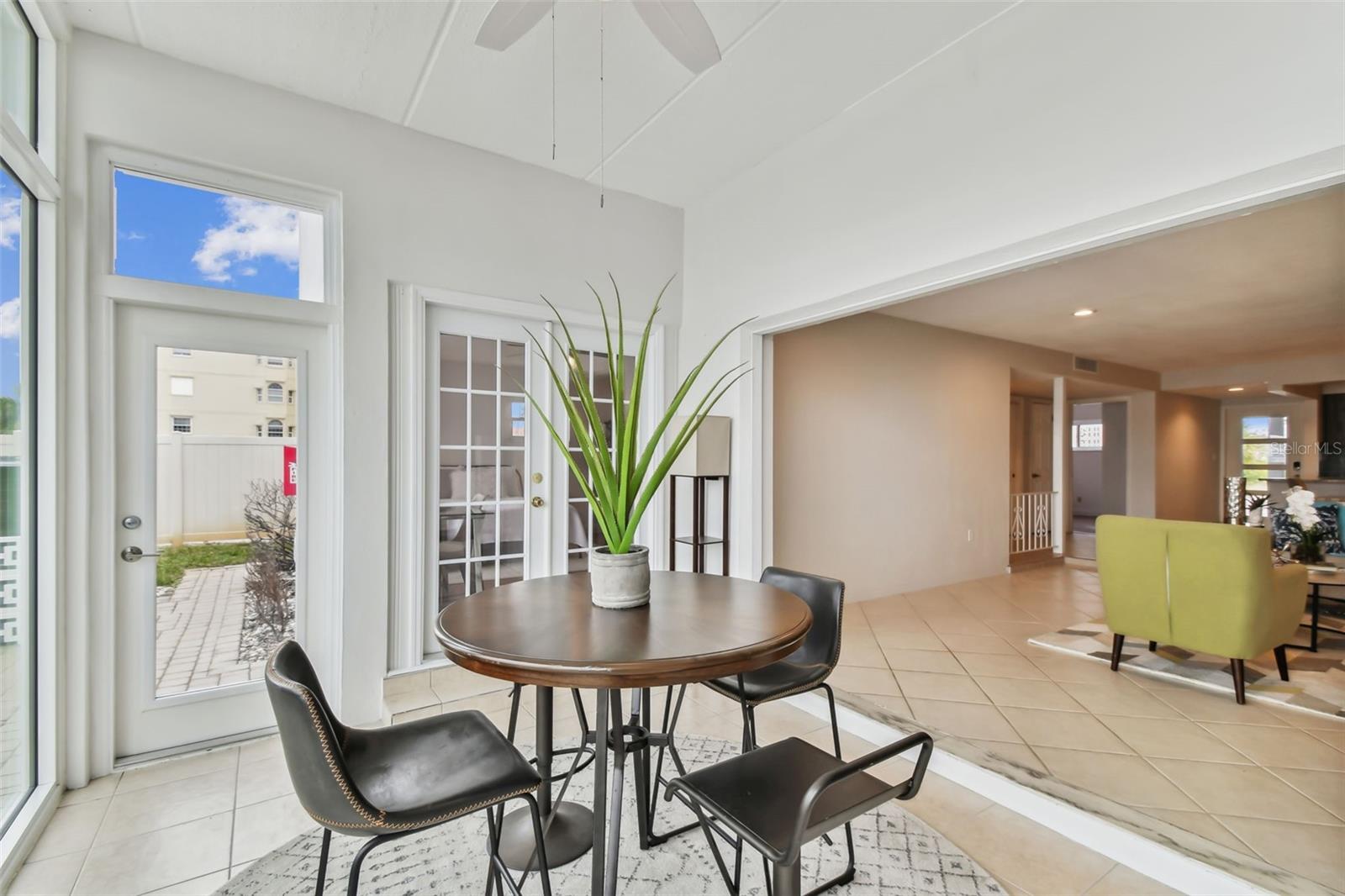 Image 34 of 93 For 800 Madonna Boulevard 2