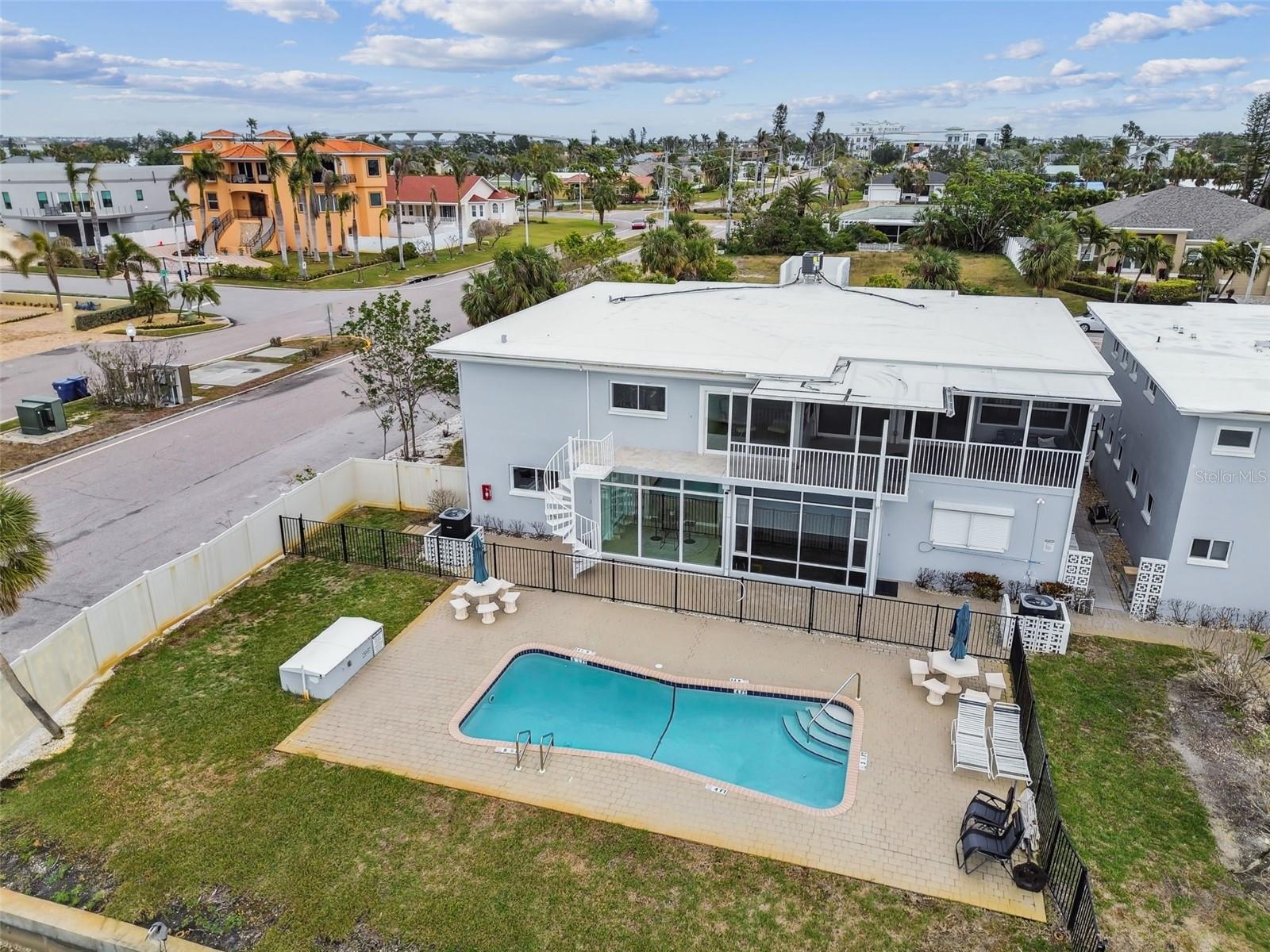 Image 90 of 93 For 800 Madonna Boulevard 2