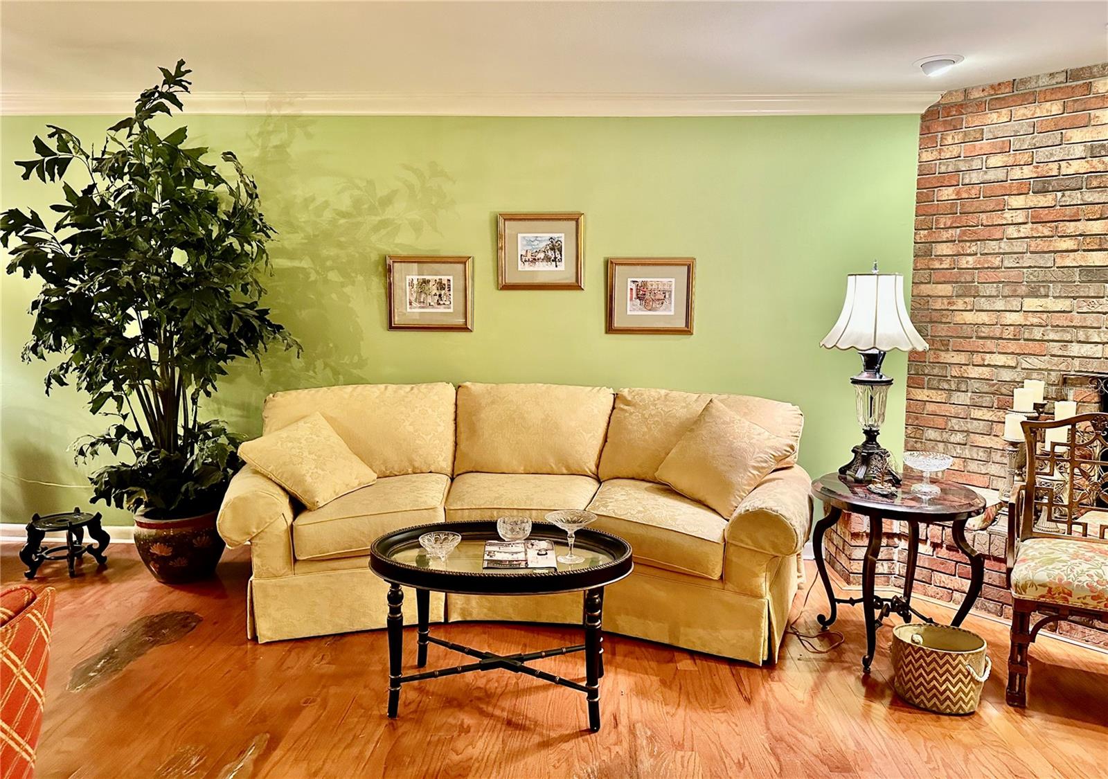 Image 39 of 59 For 4405 Meadowwood Way