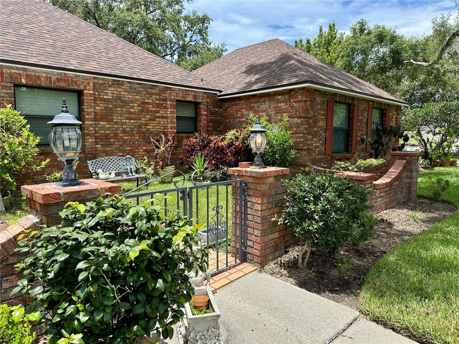 Image 4 of 59 For 4405 Meadowwood Way
