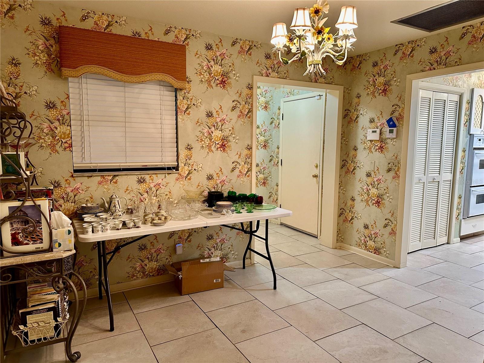 Image 49 of 59 For 4405 Meadowwood Way