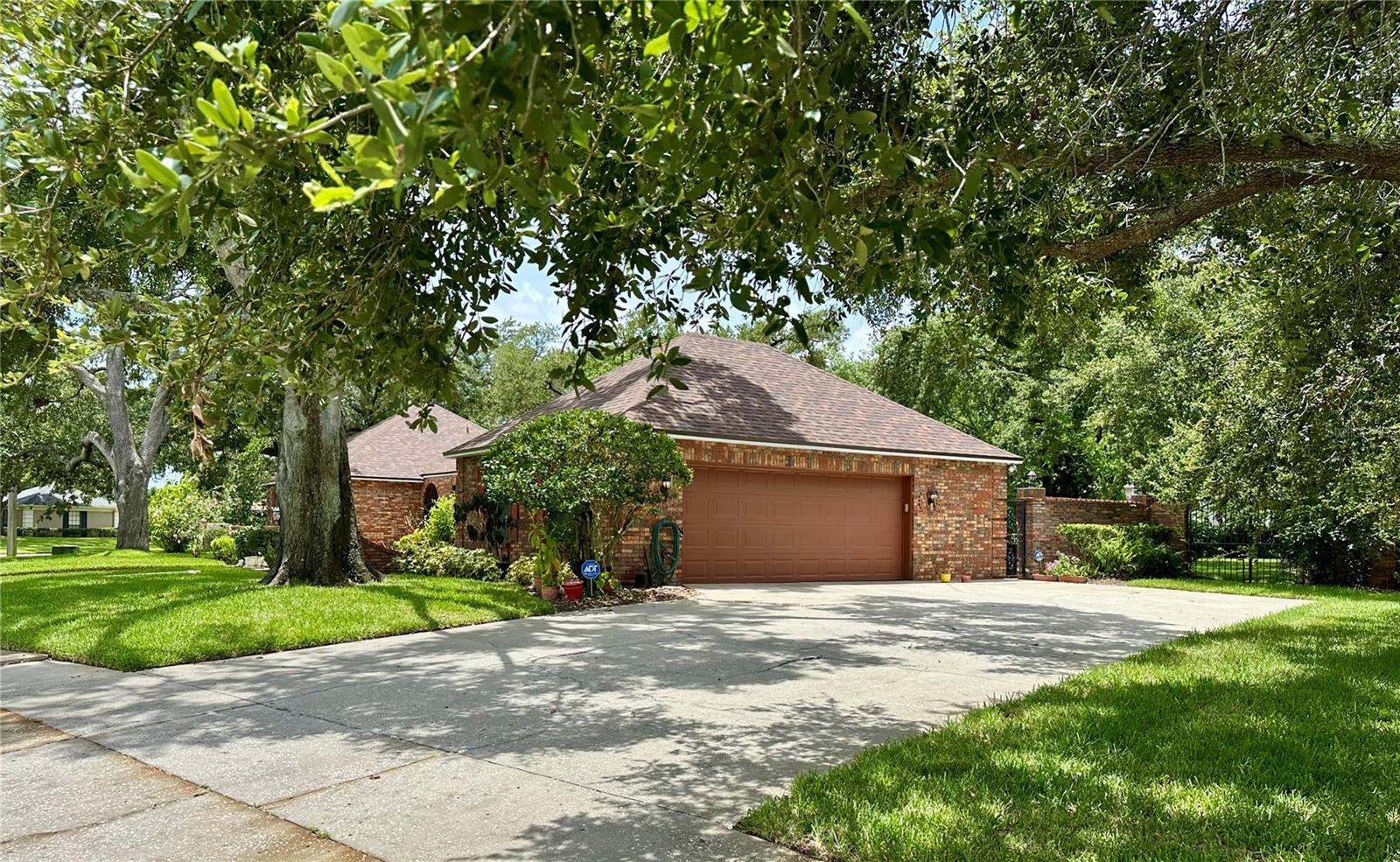 Image 7 of 59 For 4405 Meadowwood Way