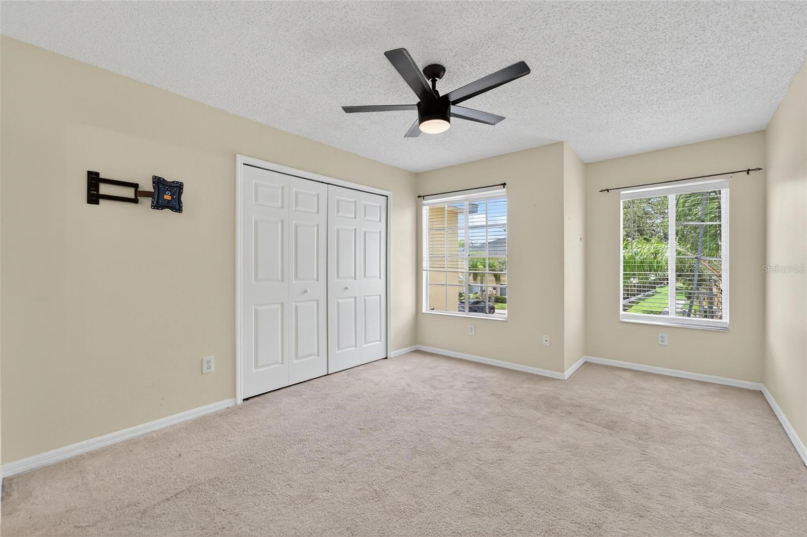 Image 17 of 49 For 10807 Keys Gate Drive