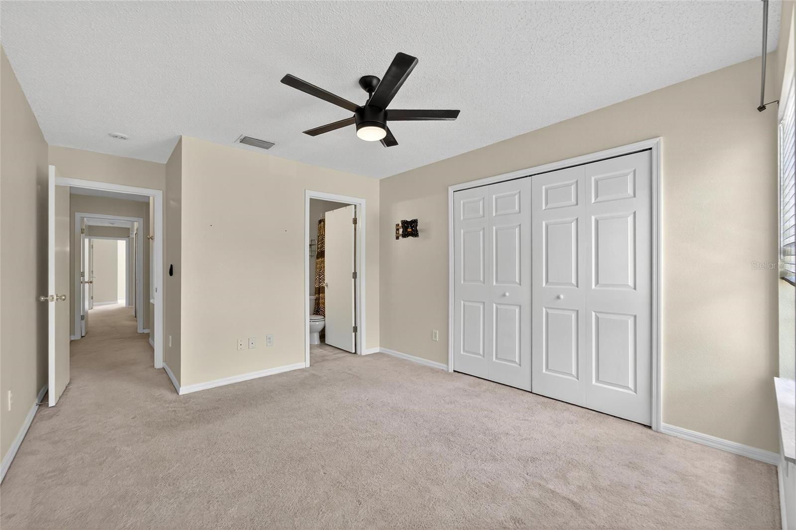 Image 19 of 49 For 10807 Keys Gate Drive