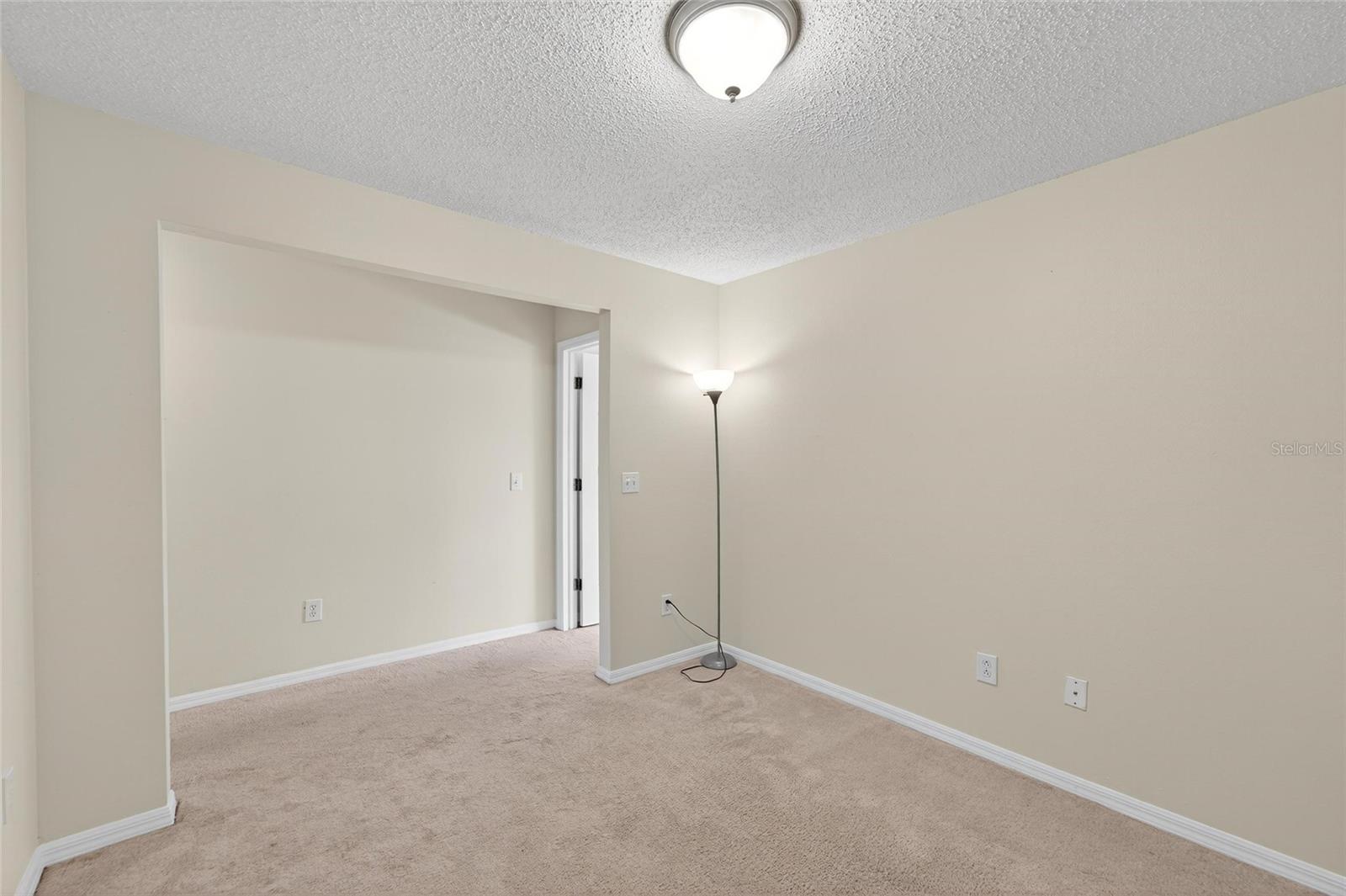 Image 28 of 49 For 10807 Keys Gate Drive