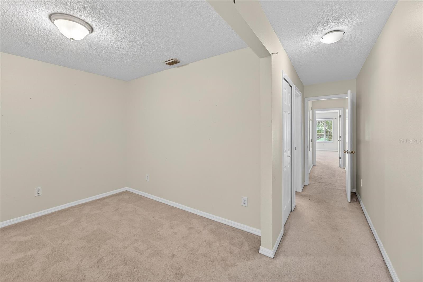 Image 29 of 49 For 10807 Keys Gate Drive