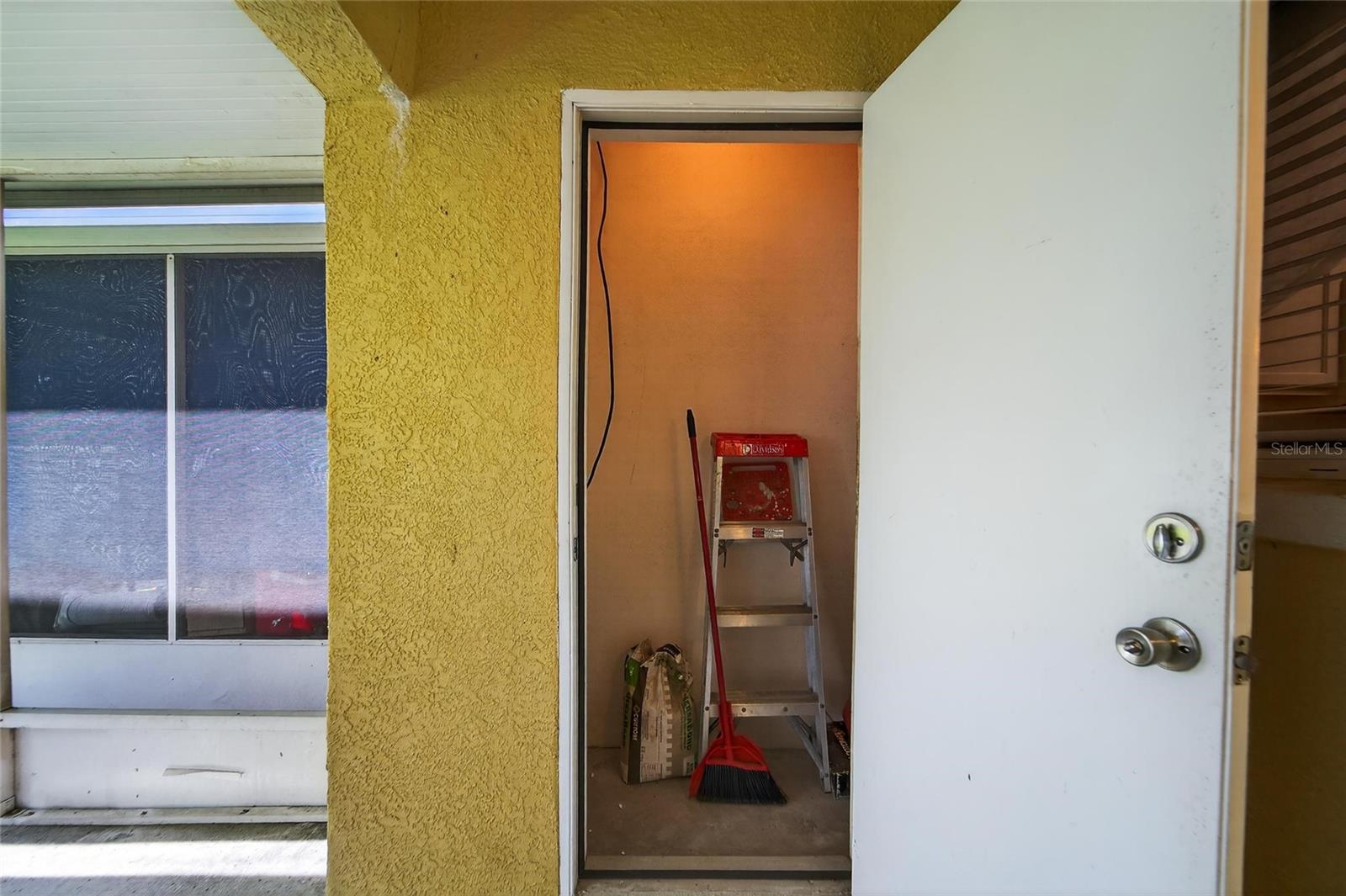 Image 36 of 49 For 10807 Keys Gate Drive
