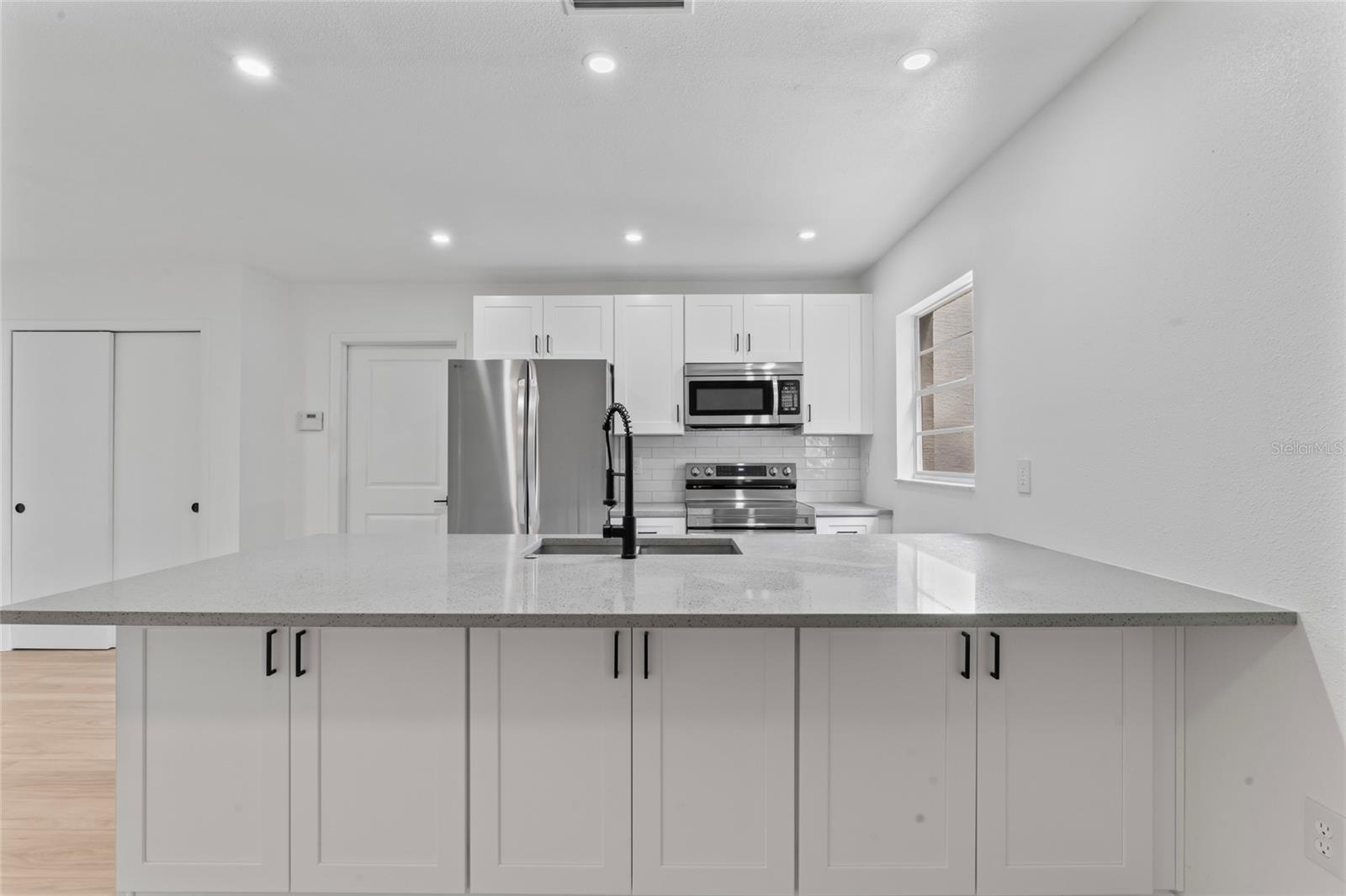 Image 24 of 31 For 7826 Kinross Drive