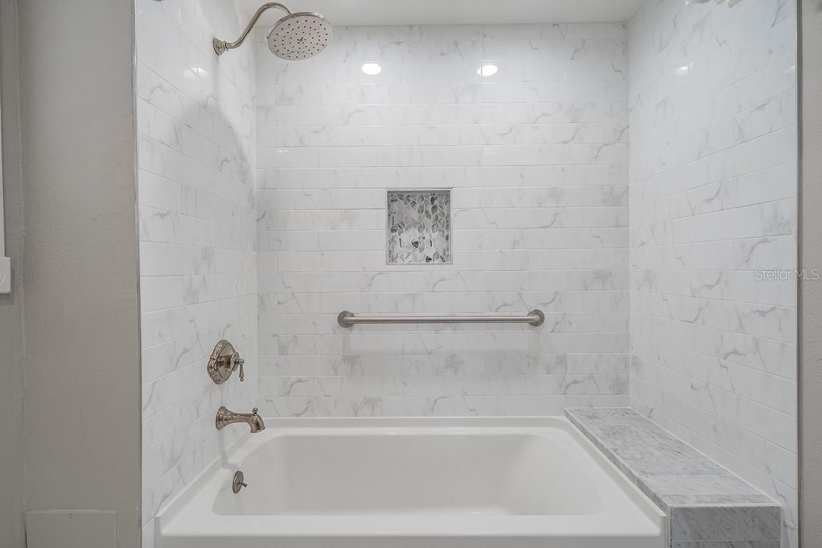 Image 20 of 29 For 2109 Bayshore Boulevard 801