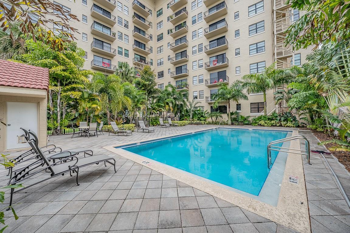 Image 28 of 29 For 2109 Bayshore Boulevard 801