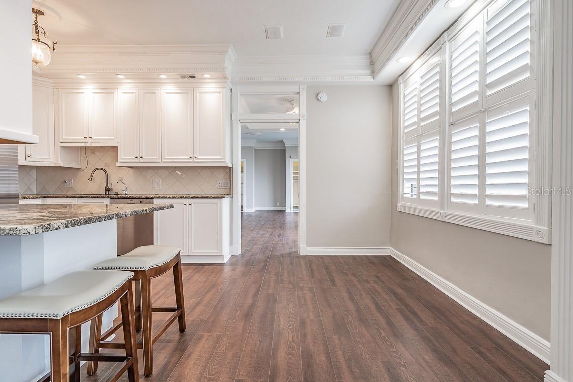 Image 9 of 29 For 2109 Bayshore Boulevard 801