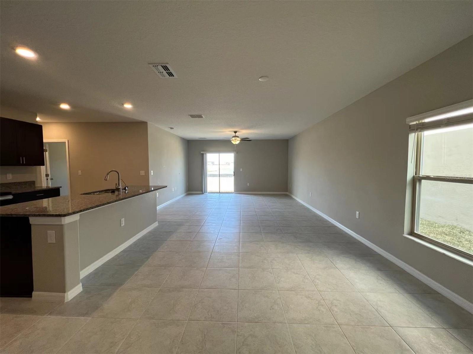 Image 5 of 19 For 15621 Spice Key Street