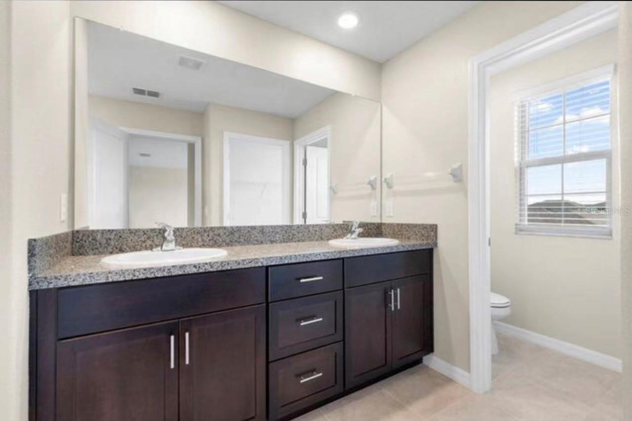 Image 8 of 19 For 15621 Spice Key Street