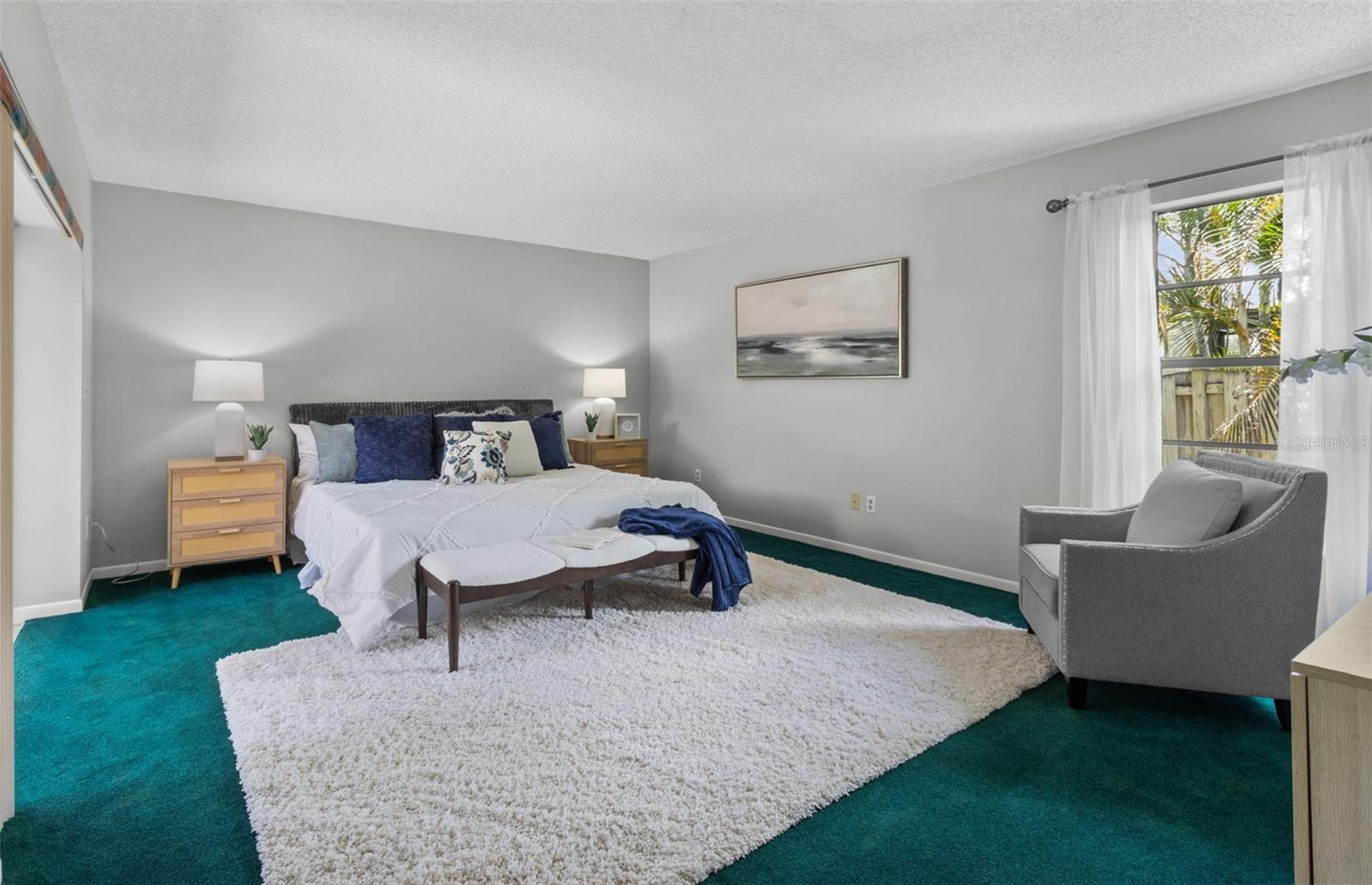 Image 17 of 50 For 2967 Somersworth Drive