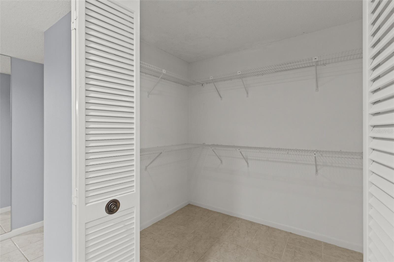 Image 22 of 50 For 2967 Somersworth Drive